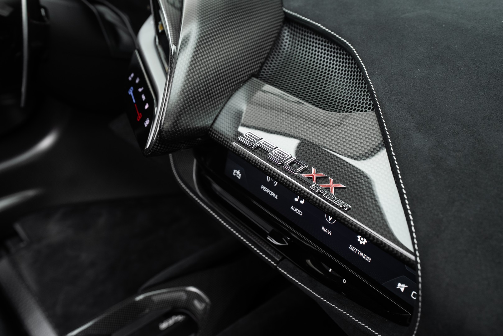 2025 FERRARI SF90 XX SPIDER | MAIN DEALER SERVICE | FULL CARBON